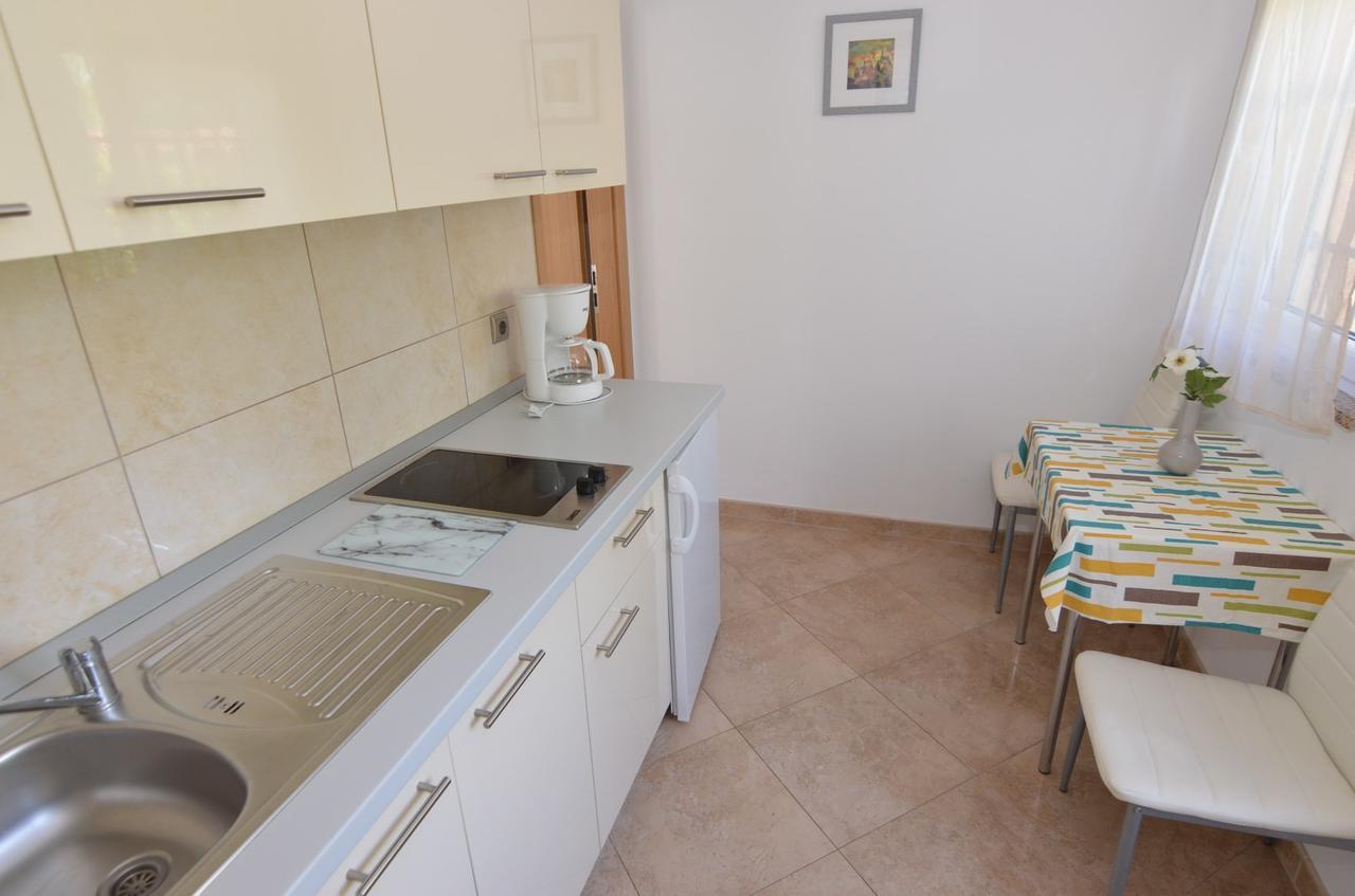 Apartmani Dekovic Materada Porec Bilik gambar